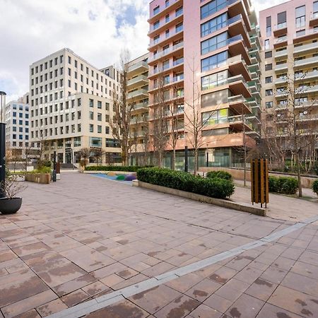 Grand Corvin Studio With Balcony Budapeste Exterior foto